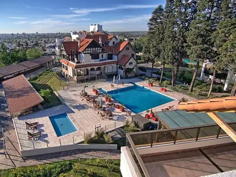 Departamento en Venta en Cerro De Las Rosas, USD 360.000