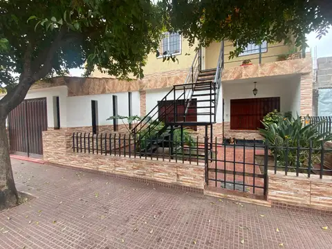 Constancio C. Vigil 700