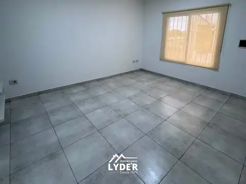 Departamento en Alquiler en Mupesa, $ 400.000