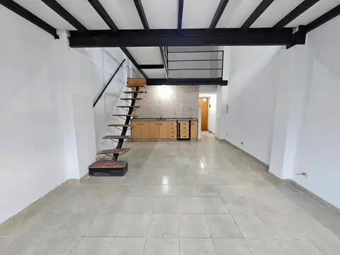 Departamento en Alquiler en Villa Ballester, $ 550.000