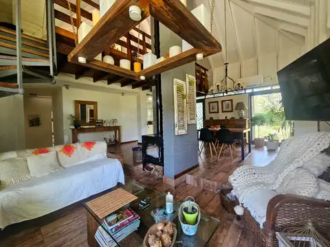 Venta de casa 5 ambientes en Sierras de Los Padres, Mar del Plata