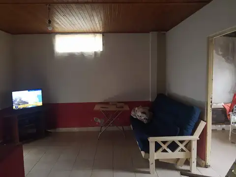 Casa y local en venta en Arroyo Barú ER