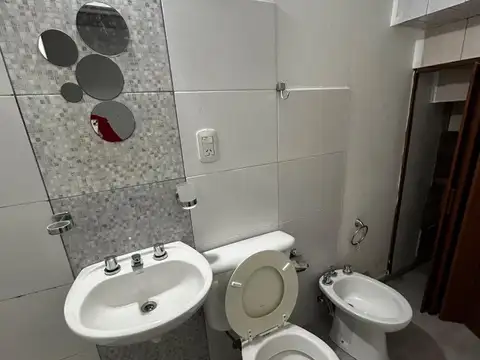 Depto Tipo Casa en Alquiler 50 años