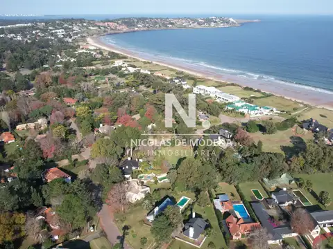 Lote sobre Ruta Interbalnearia en venta en Solanas - Punta del Este