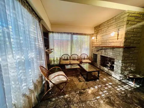 Venta Casa 4 Ambientes en Haedo