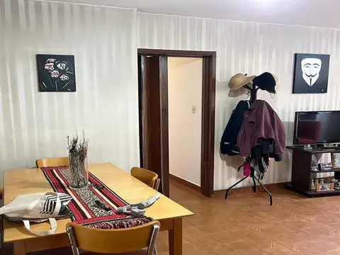 Departamento 5 ambientes con 2 baños