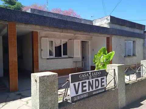 Casa 3 ambientes con 1 baño