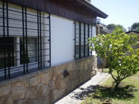 Casa en Venta en Barrio El Jardin, USD 45.000