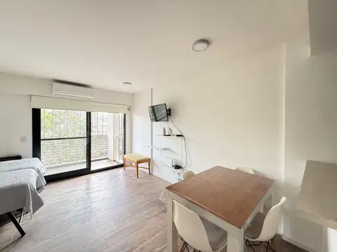 MONOAMBIENTE CON BALCÓN | APTO PROFESIONAL