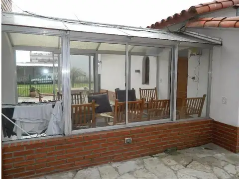 Casa en Venta en La Lucila del Mar, USD 570.000