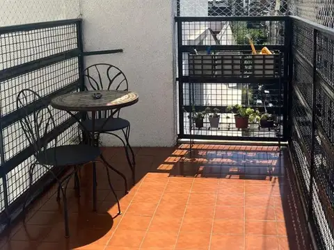 4 ambientes al frente, piso alto, todo luz en RECOLETA  