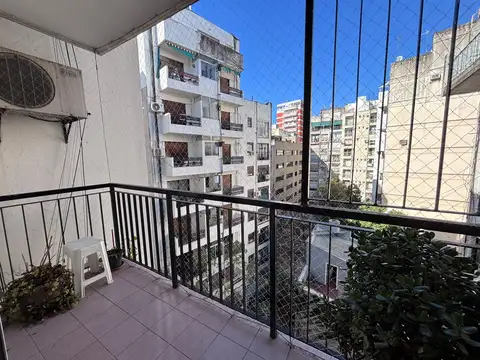 MONOAMBIENTE CTFTE C/BALCON AMOBLADO