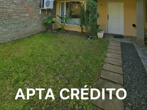 VENTA CASA 4 AMB IMPECABLE * APTA CRÉDITO
