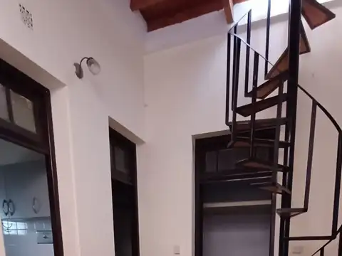 Depto Tipo Casa en Venta en Parque Chacabuco, USD 69.000