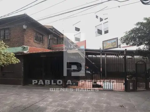 VENTA CASA, OFICINA Y COCHERAS. MERLO. ZONA OESTE. BUENOS AIRES