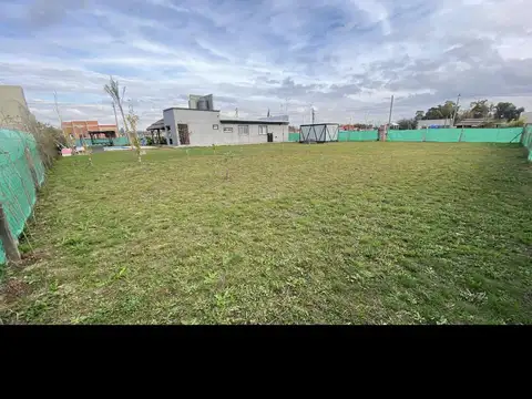 Terreno en Venta en La Alborada, USD 15.000