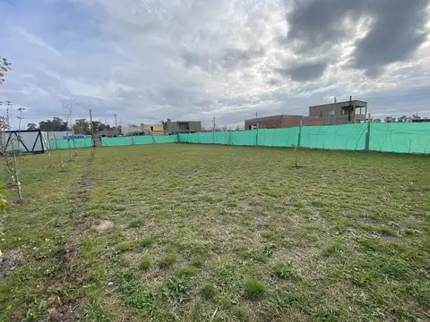 Terreno en Venta 30  mts Fondo