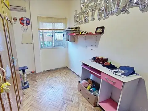 Casa de 4 dormitorios y Patio en La Comercial