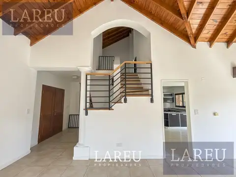 Casa en Venta al Oeste