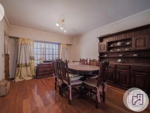 Casa en Venta con 1 cochera