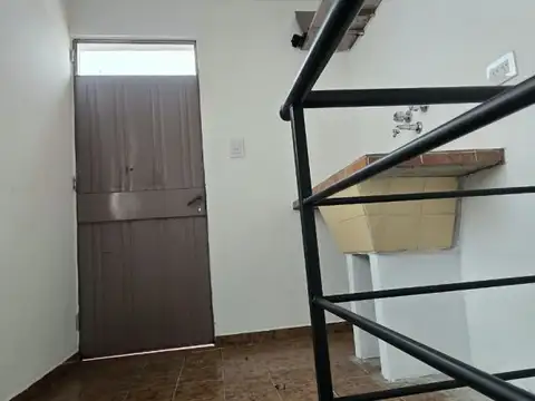 Venta PH 2 AMBIENTES CON TERRAZA PROPIA, PBaja. SIN EXPENSAS. VILLA LYNCH