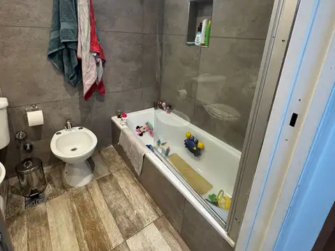 Depto Tipo Casa en Venta 8 años