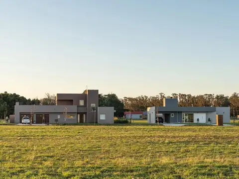 Av Atlantida