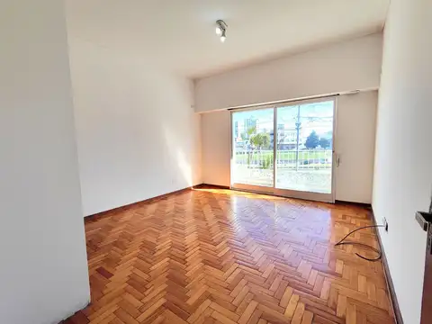 Depto Tipo Casa en Alquiler de 1 dormitorio