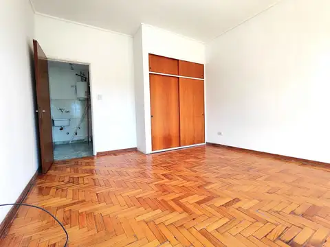 PH en alquiler en Villa Devoto, muy bajas expensas