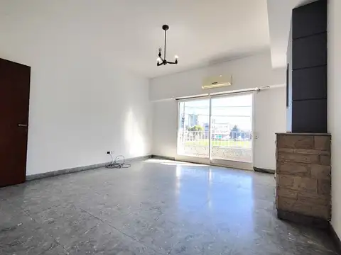 Depto Tipo Casa en Alquiler de 2 ambientes