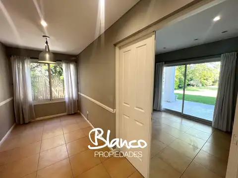 Casa en Venta al Oeste