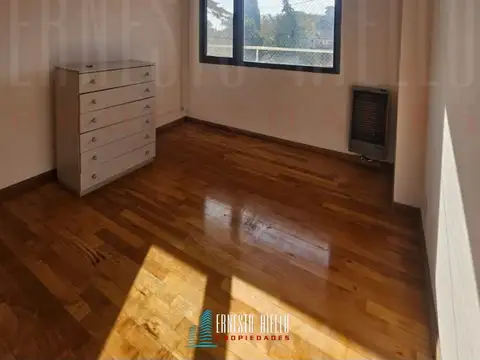 Sarmiento 700, Piso 2