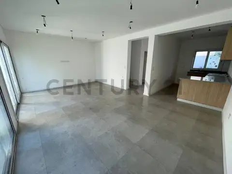 Casa en Venta en Barrio Parque Leloir, USD 200.000