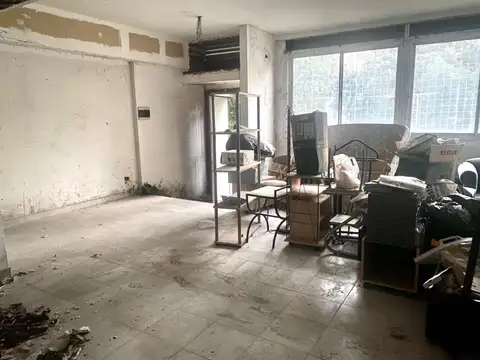 Tomás Liberti 400, Piso PB