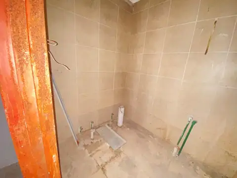 Tomás Liberti 400, Piso PB
