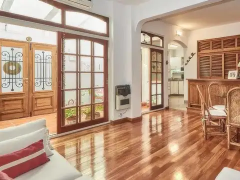 PH en venta - 4 Dormitorios 2 Baños - Cochera - 256Mts2 - Palermo