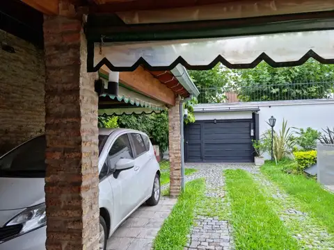Casa en Venta en Haedo Sur, USD 450.000