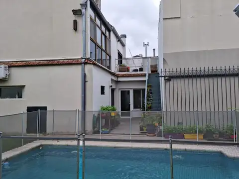 Casa 5 ambientes con 2 baños