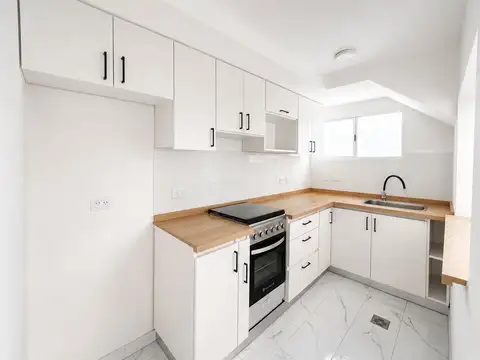 Depto Tipo Casa en Venta 60 años