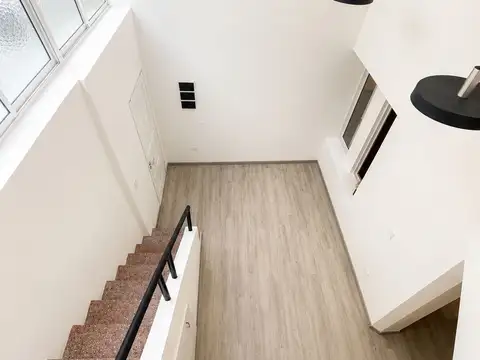 Depto Tipo Casa en Venta al Este