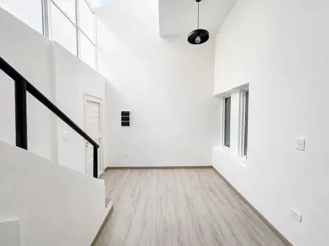 Depto Tipo Casa en Venta de 3 ambientes