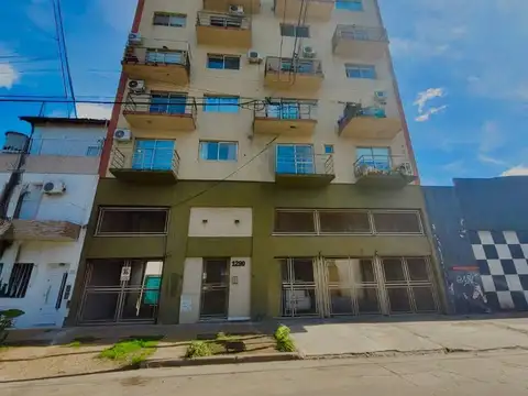 DEPARTAMENTO 3 AMBIENTES CON COCHERA