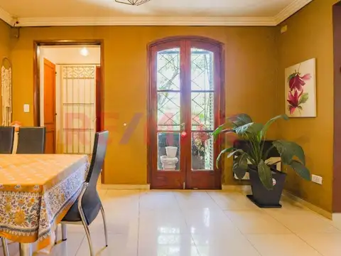 Depto Tipo Casa en Venta 63 años