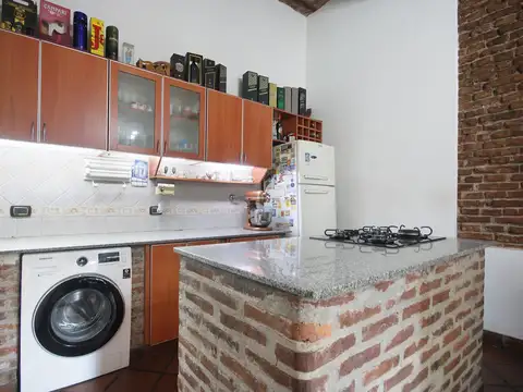 Depto Tipo Casa 3 ambientes con 2 baños