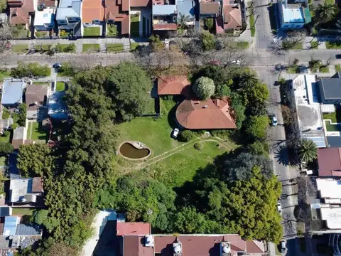 Casa a Refaccionar en Venta en Monte Grande