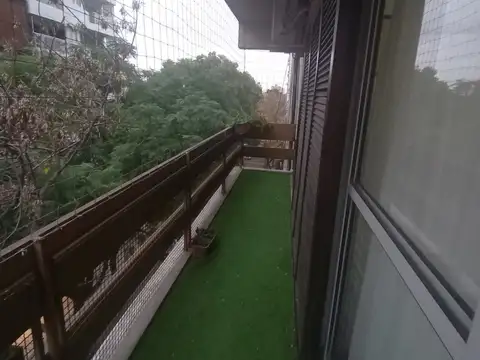 3 de febrero 100, Piso 05