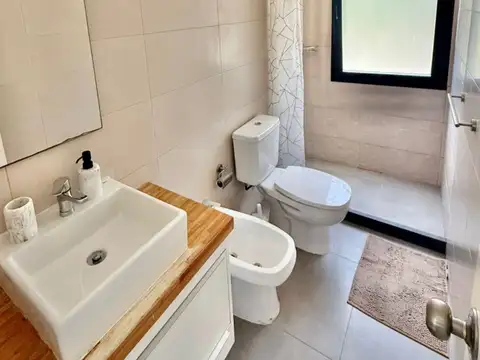 ALQUILER ANUAL DOS DORMITORIOS BELLA VISTA
