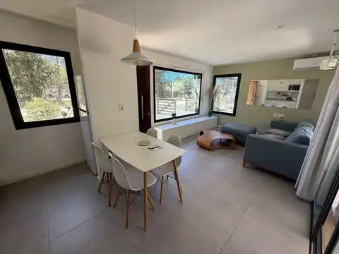 Depto Tipo Casa en Alquiler en Bella Vista, $U 37.000
