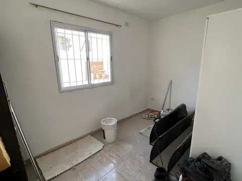 Casa con jardin y patio de 3 ambientes  en Chilavert