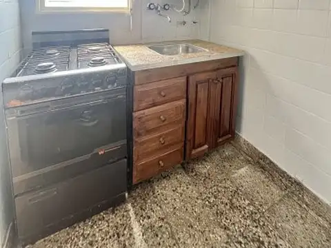 DEPARTAMENTO MONOAMBIENTE CON BALCON - ALSINA 2500 - BALVANERA